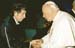 Juan_Pablo_II_recibo_un_concierto_de_Bod_Dylan_en_1997
